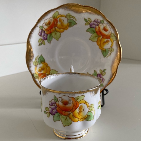 VTG ROYAL ALBERT CROWN CHINA TEACUP AND SAUCER WITH ORANGE AND YELLOW ROSES - Picture 3 of 7